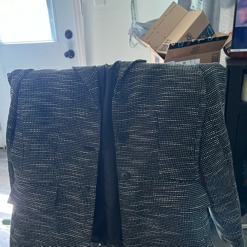 Kasper size 4 blazer